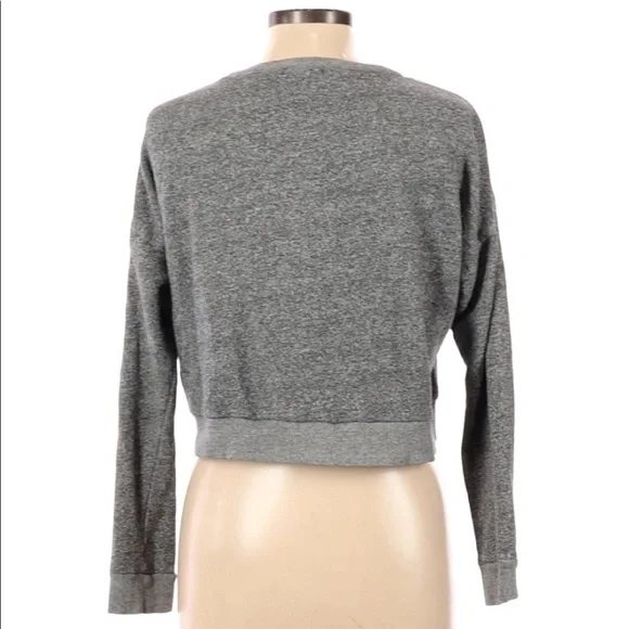 𝅺semi cropped sweater - Picture 2 of 3